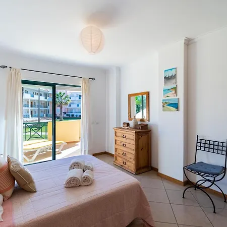 House Santa Eulalia, 阿尔布费拉